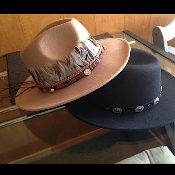 WIDE BRIM PANAMA WOOL FEATHER HAT - Picture 2 of 4